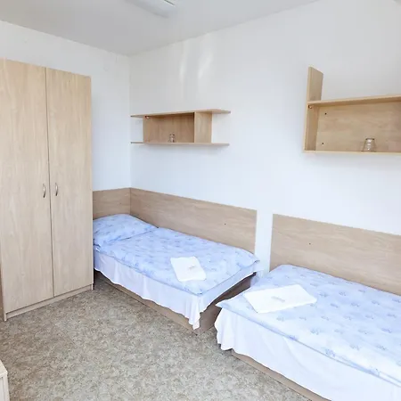 Hostel Dejvicka-2